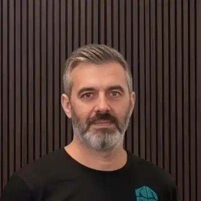 Dragan V.